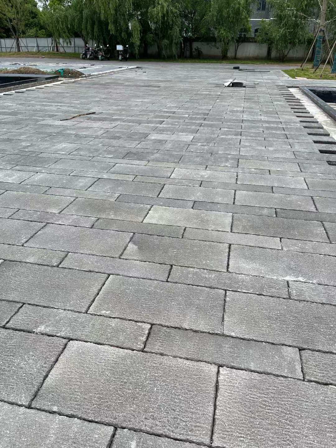 朔州 工地仿古石铺装现场实拍