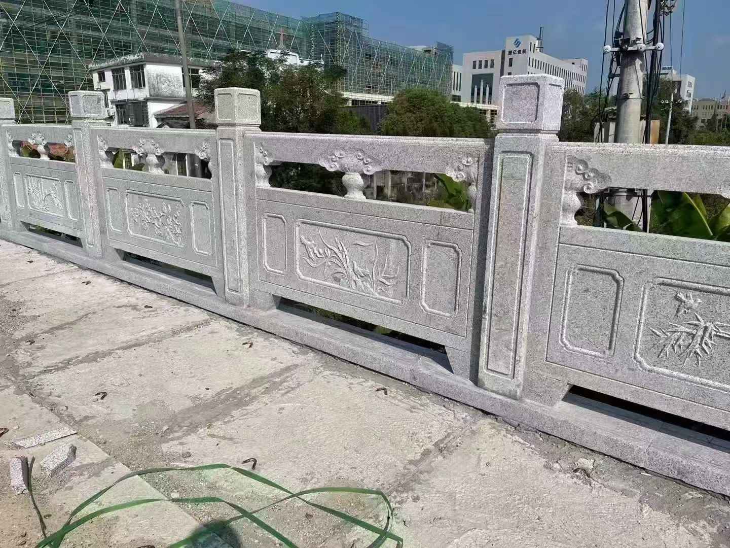 朔州 芝麻白栏杆