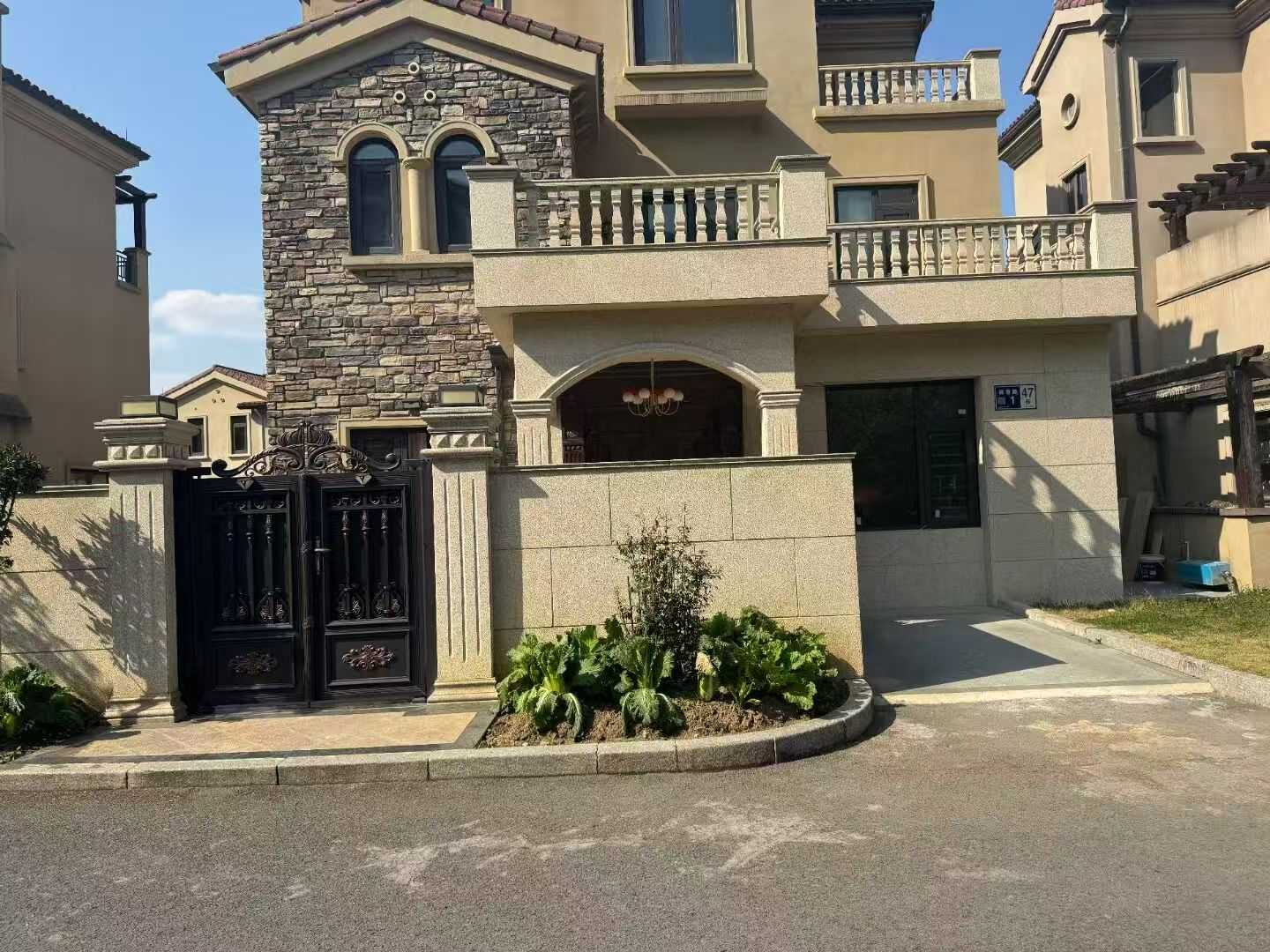 朔州黄金麻别墅干挂效果展示