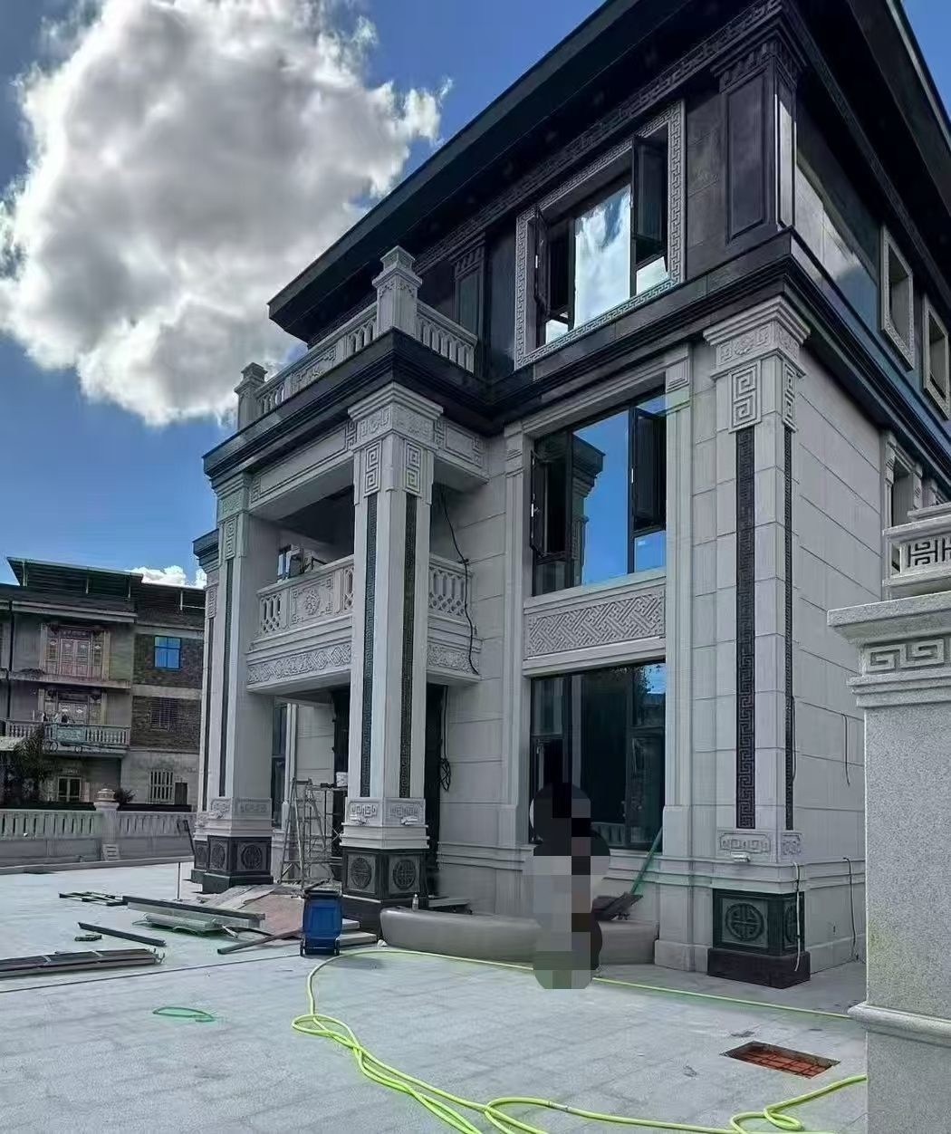 朔州 别墅干挂，芝麻白与芝麻黑完美配合