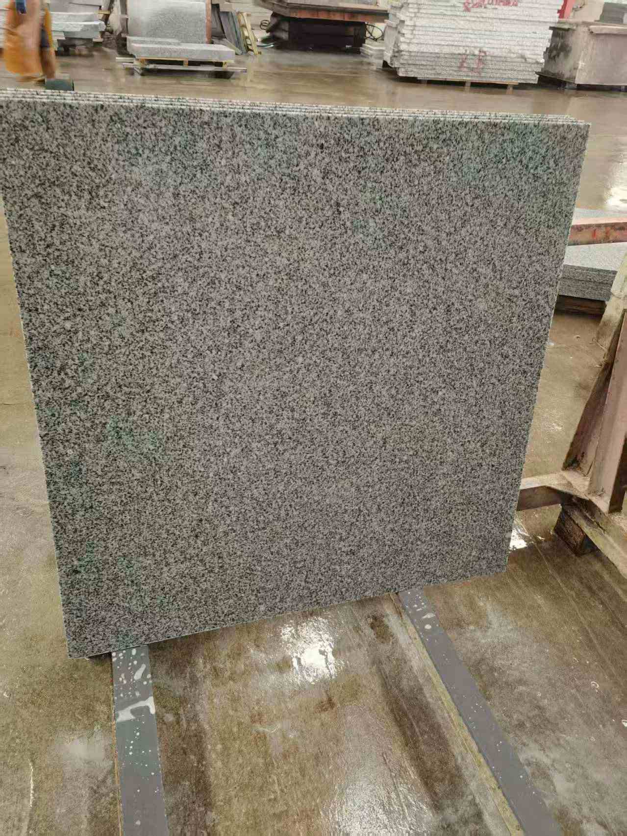 朔州 芝麻白光面900*900，高地铁标准